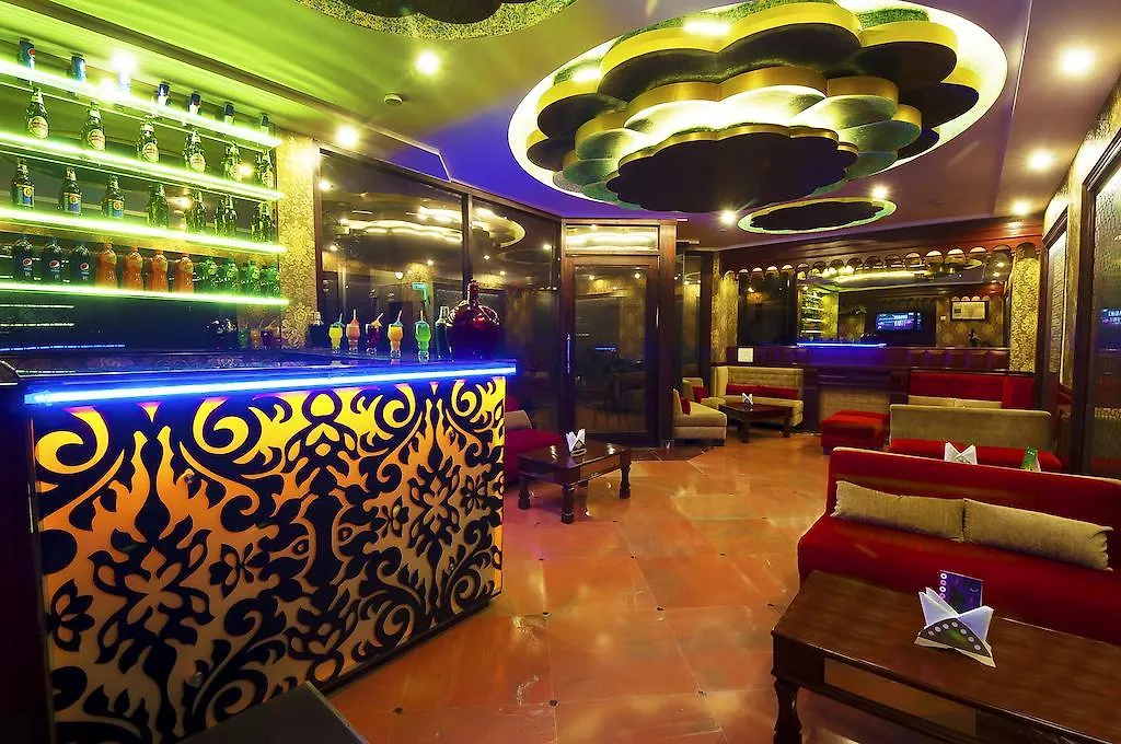 Hotel Siris 18 Agra
