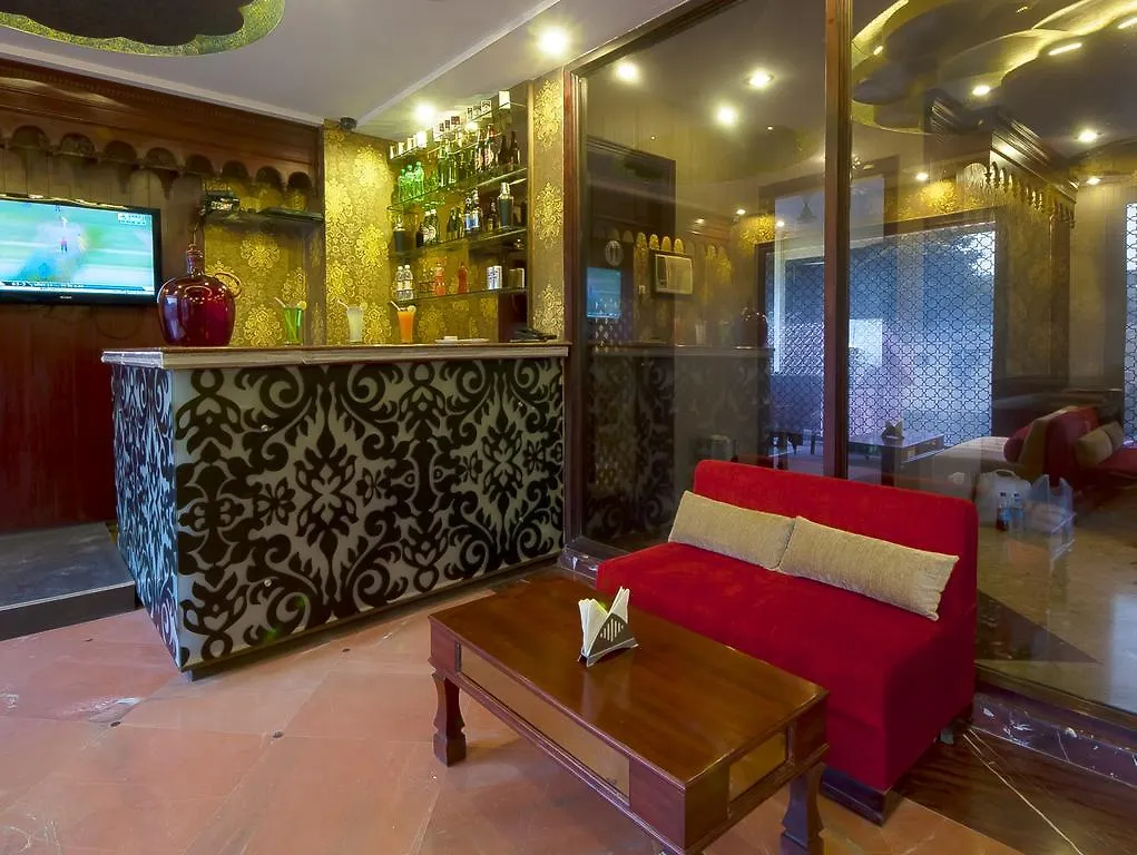 Hotel Siris 18 Agra